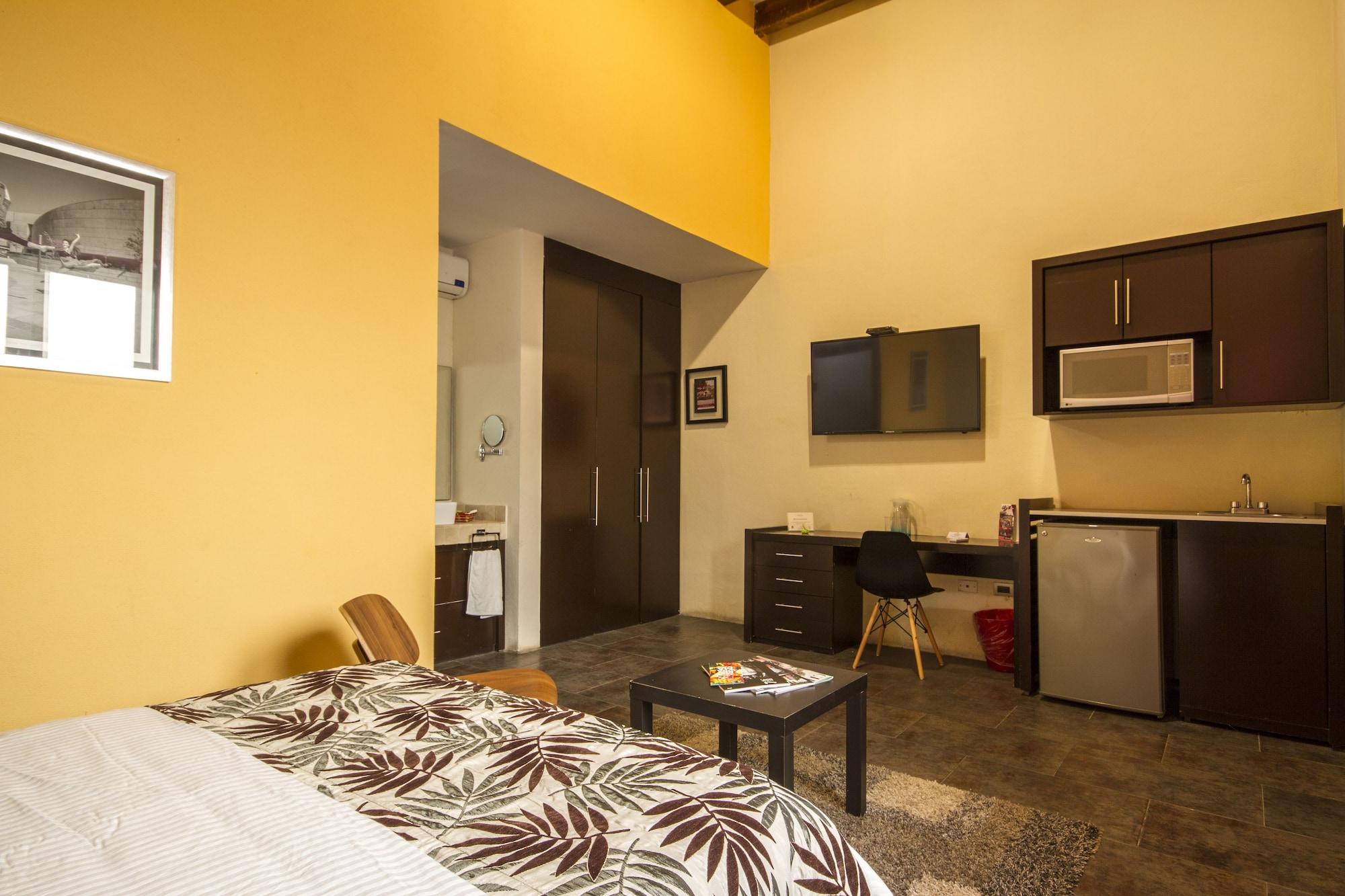 Monte Leon Hotel Boutique & Galeria Exterior photo