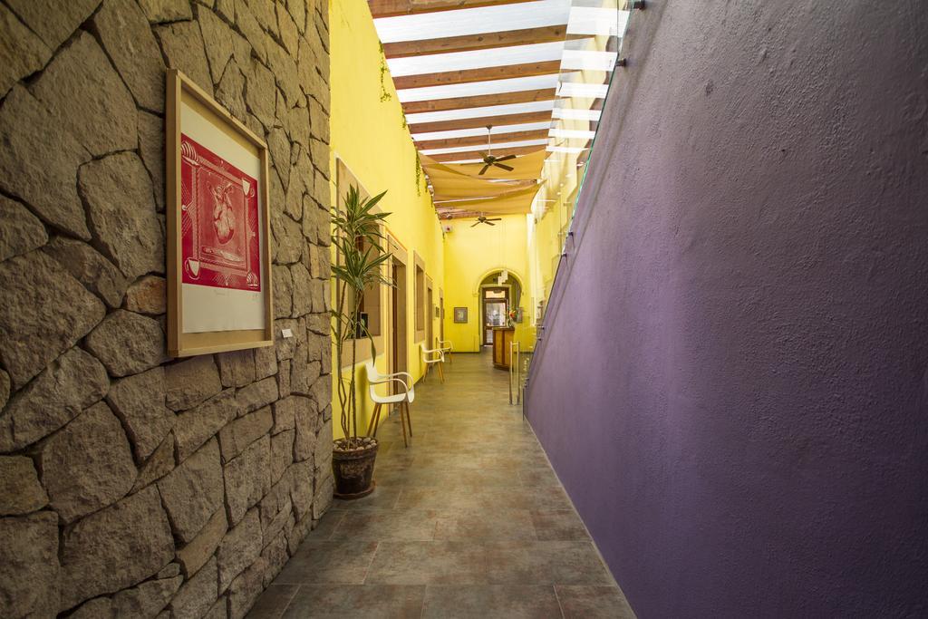 Monte Leon Hotel Boutique & Galeria Exterior photo